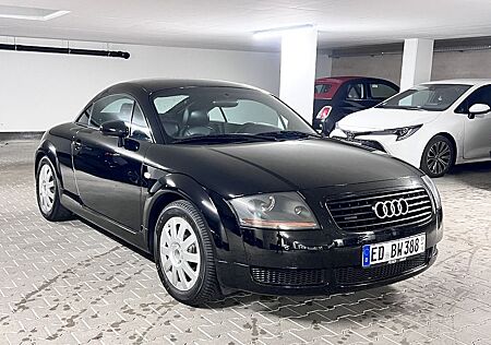 Audi TT Coupe 1.8T quattro 165 kW -