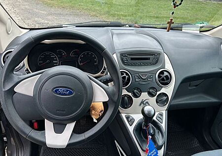 Ford Ka /+ 1,2 Titanium Titanium