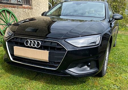 Audi A4 35 TFSI S tronic Avant -