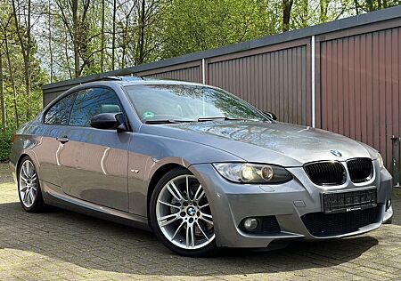 BMW 325i Coupé -