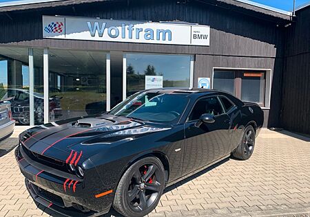 Dodge Challenger 5,7 Shaker/SRT Edition