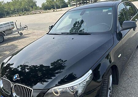 BMW 525d -