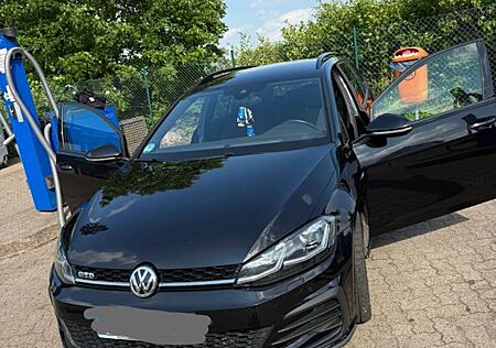 VW Golf Volkswagen 2.0 TDI DSG GTD Variant GTD