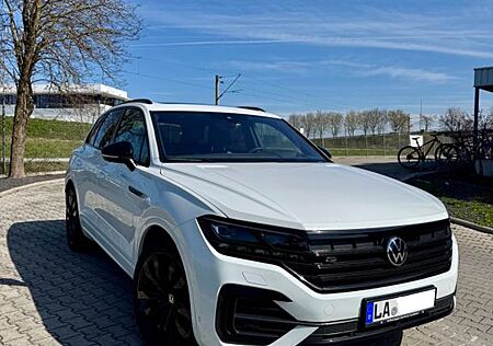 VW Touareg Volkswagen 3.0 V6 TDI 210kW 4MOT Tiptr. R-Line ...