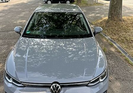 VW Golf Volkswagen 2.0 TDI SCR 85kW ACTIVE Garantie