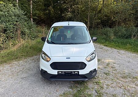 Ford Courier