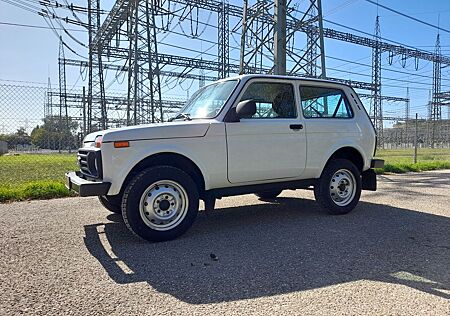 Lada Taiga 4x4 Niva