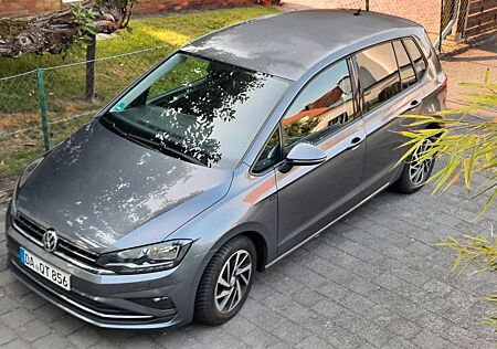 VW Golf Sportsvan Volkswagen 1.6 TDI SCR DSG JOIN JOIN