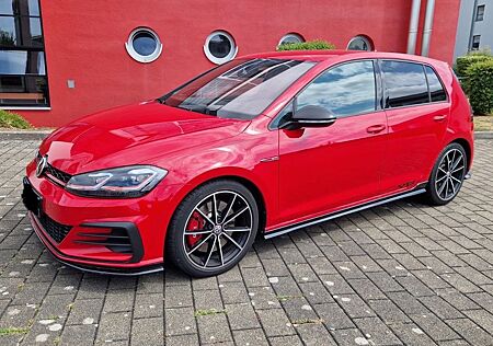 VW Golf Volkswagen 7 GTI TCR*AKRAPOVIC*SOUND*CARPLAY