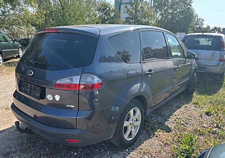 Ford S-Max Titanium 7 Sitzplätze