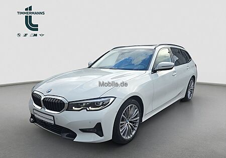 BMW 330d xDrive Touring Sport Line Navi Panoramadach