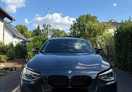 BMW 118d Coupé Lim. Ed. Lifestyle M Sportp. Limi...