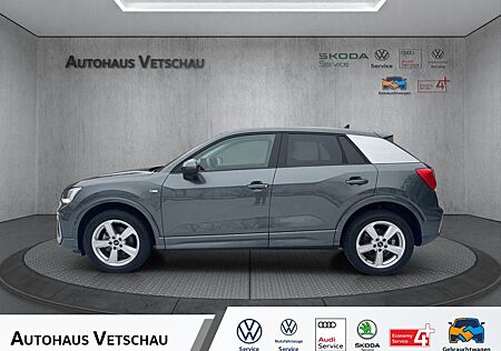 Audi Q2 35 1.5 TFSI S line Bluetooth LED Klima