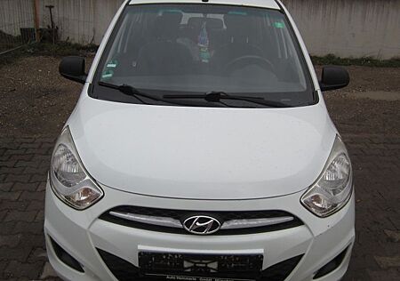 Hyundai i10 5 Star Edition, 121730Km, Tüv 1/2026, 8Fach