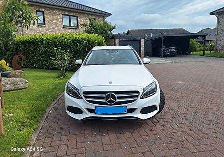 Mercedes-Benz C 180 T AVANTGARDE