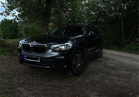 BMW X3 xDrive20d xLine AT xLine 23700€