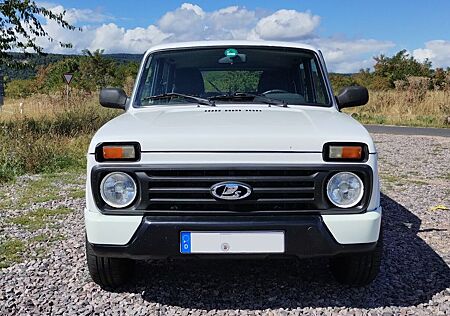Lada Urban 4x4