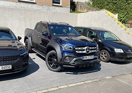 Mercedes-Benz X 250