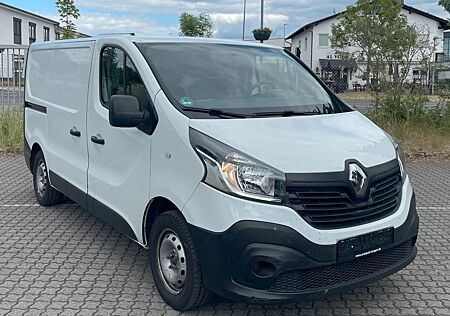 Renault Trafic L1H1 WÜRTH Regale Klima PDC 1.HD Garantie