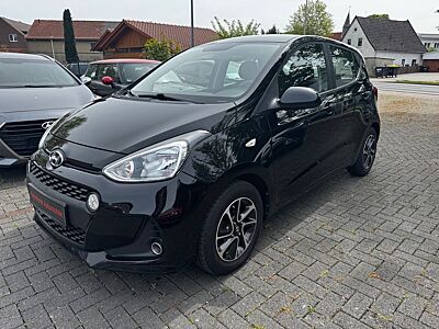 Hyundai i10 YES! 1 Hand