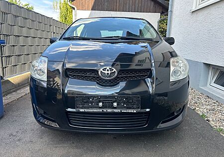 Toyota Auris 1.6 VVT-i Sol