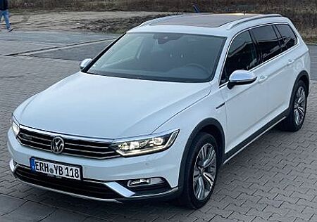 VW Passat Alltrack Volkswagen 2.0 TDI SCR 140kW DSG 4MOT A...