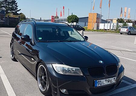 BMW 318i touring -