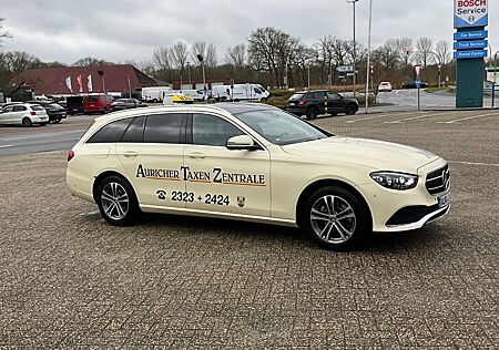 Mercedes-Benz E 220 d T Autom. PD / Multibeam/ AHK