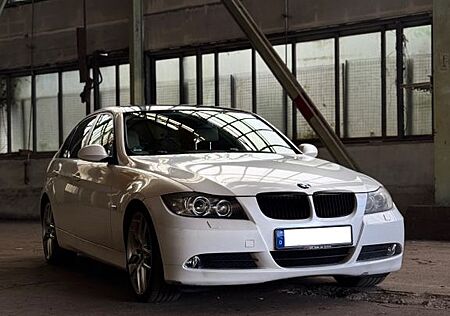 BMW 320i E90 White Weiss Beige Leder Klima Sport