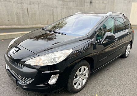 Peugeot 308 SW Premium*Klima*TÜV*Panoramadach*AHK*