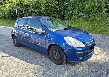 Renault Clio Extreme 1.2 16V TCE Eco2 Extreme