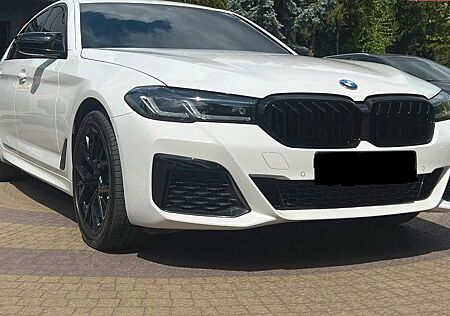 BMW 530e A + M-PAKET + LEDER + LED + SPORT