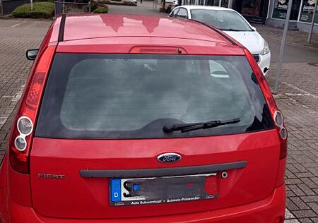Ford Fiesta 1,3 51 kW Ambiente Ambiente