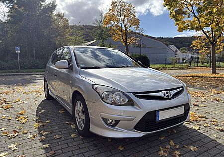 Hyundai i30 1.6 CRDi gepflegt, sparsam und zuverlässig