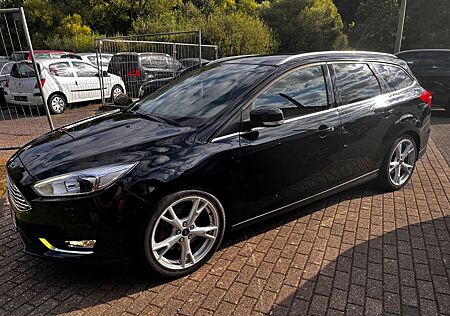 Ford Focus Turnier Titanium