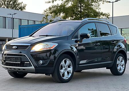 Ford Kuga 2,5T 4x4 Titanium Automatik Ahk R-Cam Pano