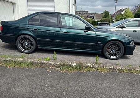 BMW 535i Schiebedach/ Originale M5 Felgen