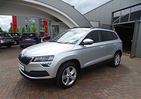 Skoda Karoq 2.0 TDI "Navi/Panorama/SHZ"