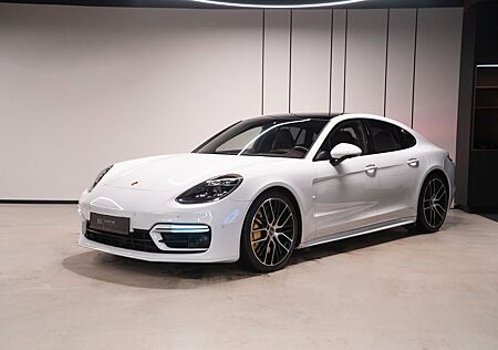Porsche Panamera Turbo S