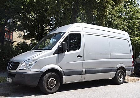 Mercedes-Benz Sprinter (Motor revidiert auf 0 Km)