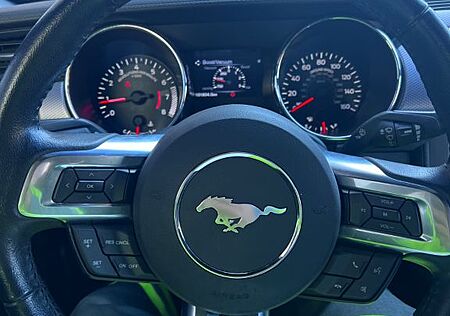 Ford Mustang 2.3 EcoBoost -