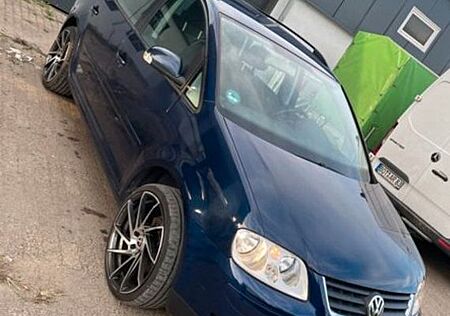 VW Touran Volkswagen 1.9 TDI diesel
