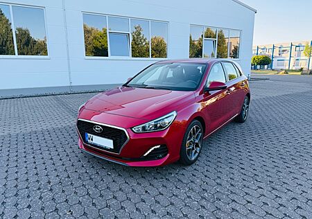 Hyundai i30 1.4 Trend 4 Zylinder, Navi, Kamera
