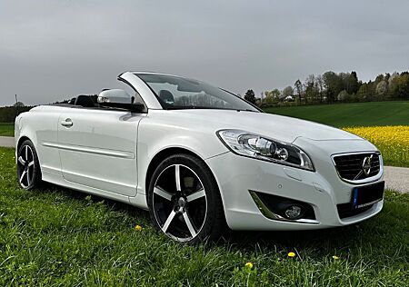 Volvo C70 D4 Inscription/Heico/Navi/Leder/SHZ/PDC