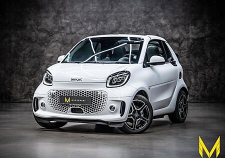 Smart ForTwo EQ cabrio prime EXCLUSIVE:THE WHITE STAR!