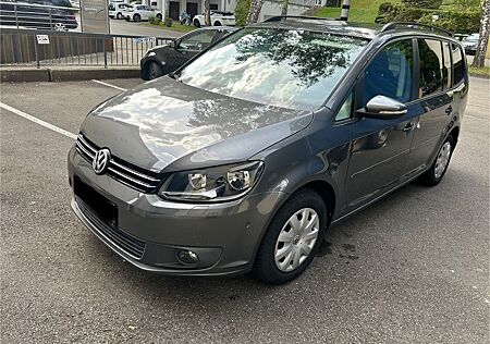VW Touran Volkswagen 1.6 TDI DSG Comfortline Comfortline