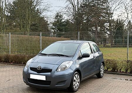 Toyota Yaris Cool /Tüv Neu/1.hand/