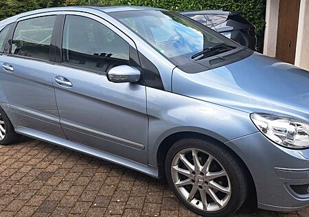 Mercedes-Benz B 200 CDI - 1. Hand - Zweitfahrzeug
