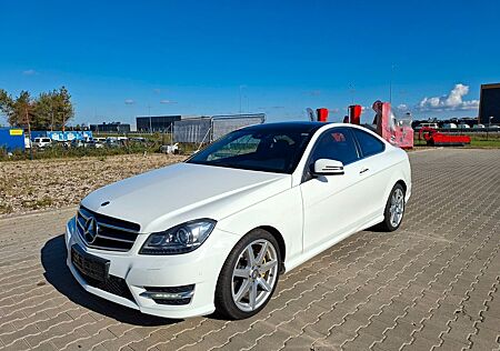 Mercedes-Benz C 350 4 Matic AMG