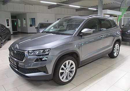 Skoda Karoq 2,0 TDI Automatik,Style,Standhei.,Navi,AHK